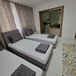 Apartments Natural And Bungalows