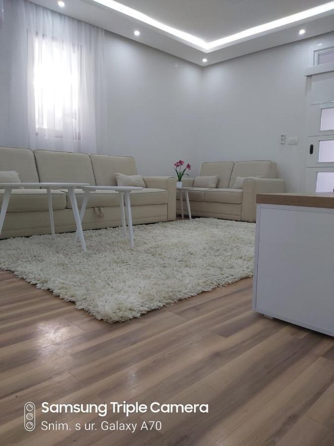 Natural And Apartment *